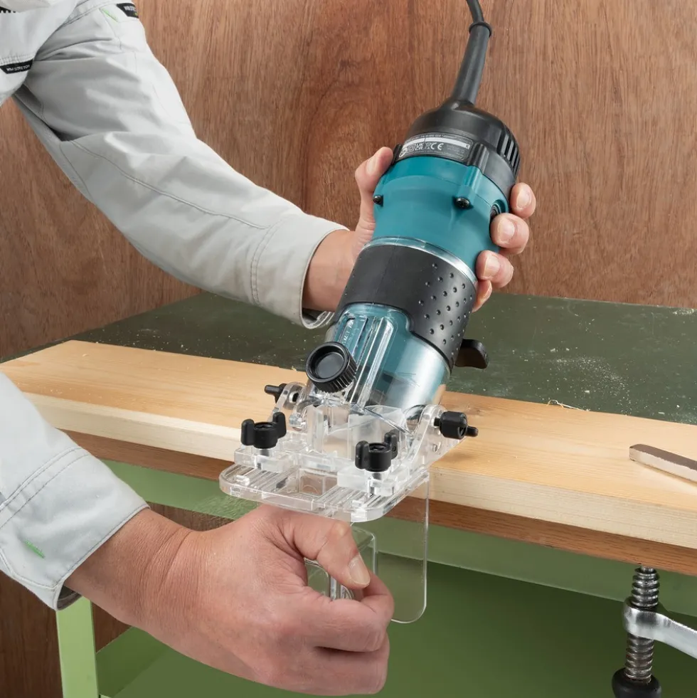 Affleureuse 530W - 3712J - coffret MAK-PAC MAKITA