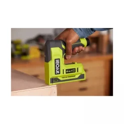 Agrafeuse cloueuse USB Lithium 4V - RST4-0 - Solo RYOBI