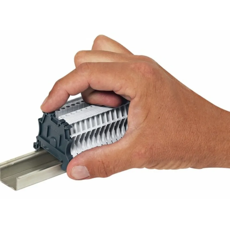 Butée de blocage automatique - Pas de 6 mm LEGRAND