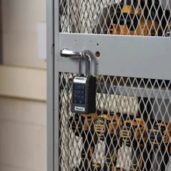 Cadenas à code et Bluetooth ProSeries en métal avec pavé numérique MASTER LOCK
