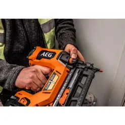 Cloueur de finition 18V Brushless 16Ga - Solo- B18BN16 AEG Powertools