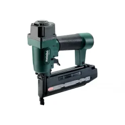 Cloueuse à air comprimé pour pointes tête homme - DSN 50 METABO