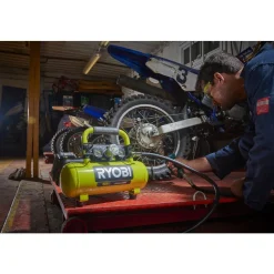 Compresseur à cuve 18V ONE+™ - 3,8 L - 8 bars - Solo - R18AC-0 RYOBI
