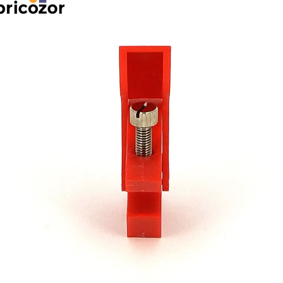 Consignation de disjoncteur universel rouge FTH THIRARD