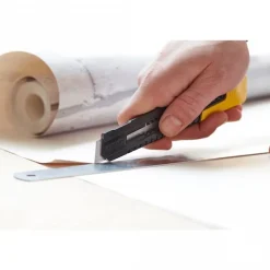 Cutter 18 mm SM STANLEY