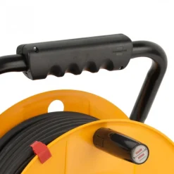 Enrouleur de câble - 50 m - 3G2,5 - 4 prises à clapet - Maxi Garant BRENNENSTUHL