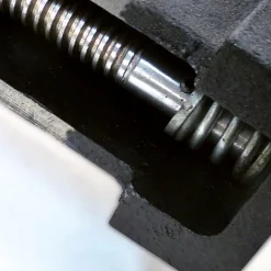 Etau d'établi pivotant 125 mm en fonte GS- EBT125 PEUGEOT