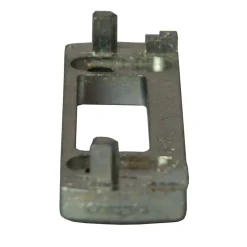 Gâche de pêne de crémone - pour menuiserie PVC - E-18749-05 FERCO