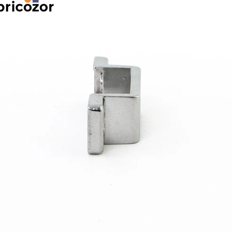 Gâche pour verrous à coulisse VACHETTE