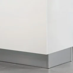 Kit de plinthes de cuisine Plasline - avec connecteurs d'angle EMUCA