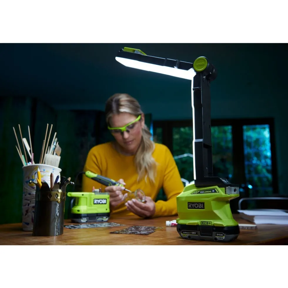 Lampe LED modulable 18V ONE+™ - 850 lumens - Solo - R18ALF-0 RYOBI