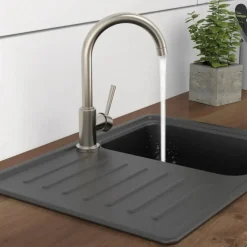 Mitigeur cuisine à bec col de cygne orientable - aspect inox - Cornwall SCHÜTTE