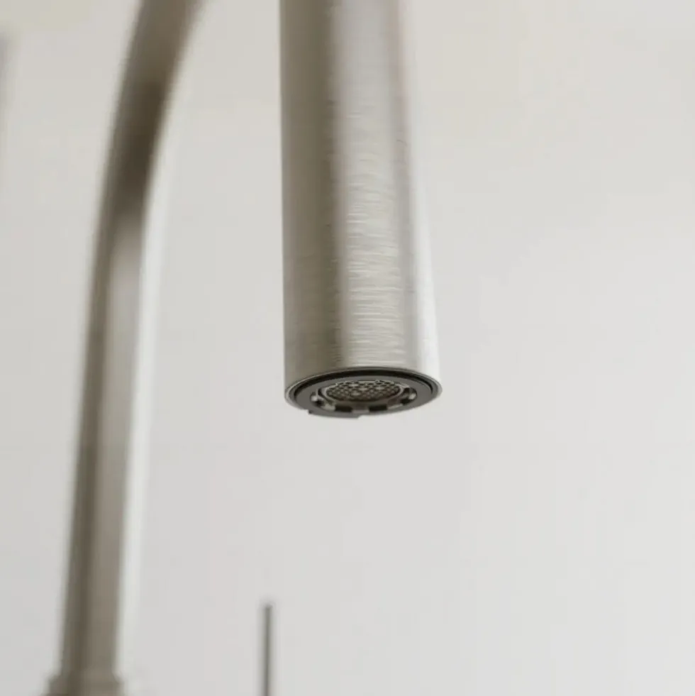 Mitigeur de cuisine avec bec extractible - aspect inox - BLACKPOOL SCHÜTTE