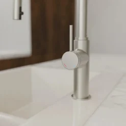 Mitigeur de cuisine avec bec extractible - aspect inox - BLACKPOOL SCHÜTTE