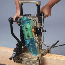 Mortaiseuse à chaîne 1140W - 7104L MAKITA