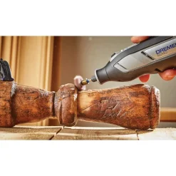 Pack Dremel® 8240 sans fil 12V 2Ah + 45 accessoires - F0138240JF DREMEL