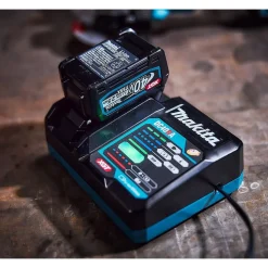 Pack Énergie XGT® 40V Max 4Ah (2 batteries + 1 chargeur) en coffret MAKITA