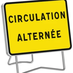 Panneau de signalisation "CIRCULATION ALTERNEE" - classe T1 - 800x600 mm TALIAPLAST