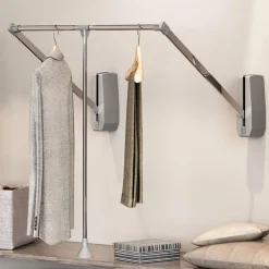 Penderie escamotable Hang mural - charge 12kg - chromé EMUCA