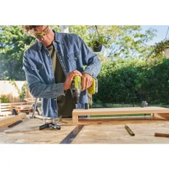 Perceuse à percussion 18V ONE+™ + 1 batterie 4Ah + sac de transport - R18PD3-140SA RYOBI