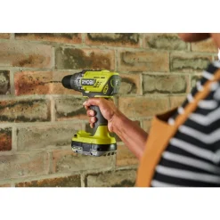 Perceuse à percussion 18V ONE+™ + 1 batterie 4Ah + sac de transport - R18PD3-140SA RYOBI