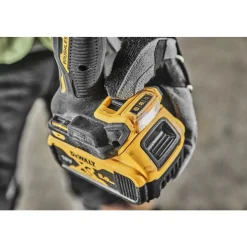 Perceuse visseuse à percussion XR 18V - DCD805P2T-QW DEWALT