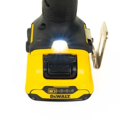 Perceuse visseuse sans fil 12V - DCD703L2T-QW DEWALT