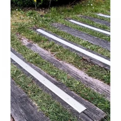 10 plats de marche en aluminium antidérapant avec revêtement PVC VISO