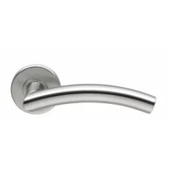 Poignées de porte sur rosaces rondes - inox - EST 31 NORMBAU