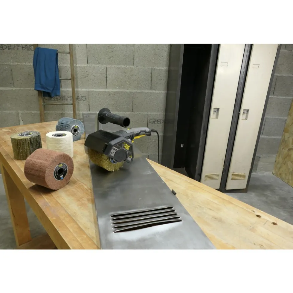 Rénovateur extérieur à brosse 1300 W - REX 120C FARTOOLS