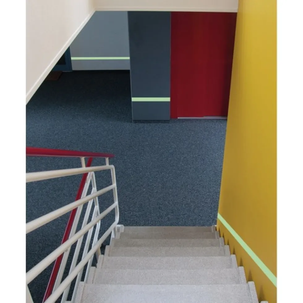 Ruban adhésif - jaune photoluminescent - balisage de sécurité - 10 m WATTELEZ