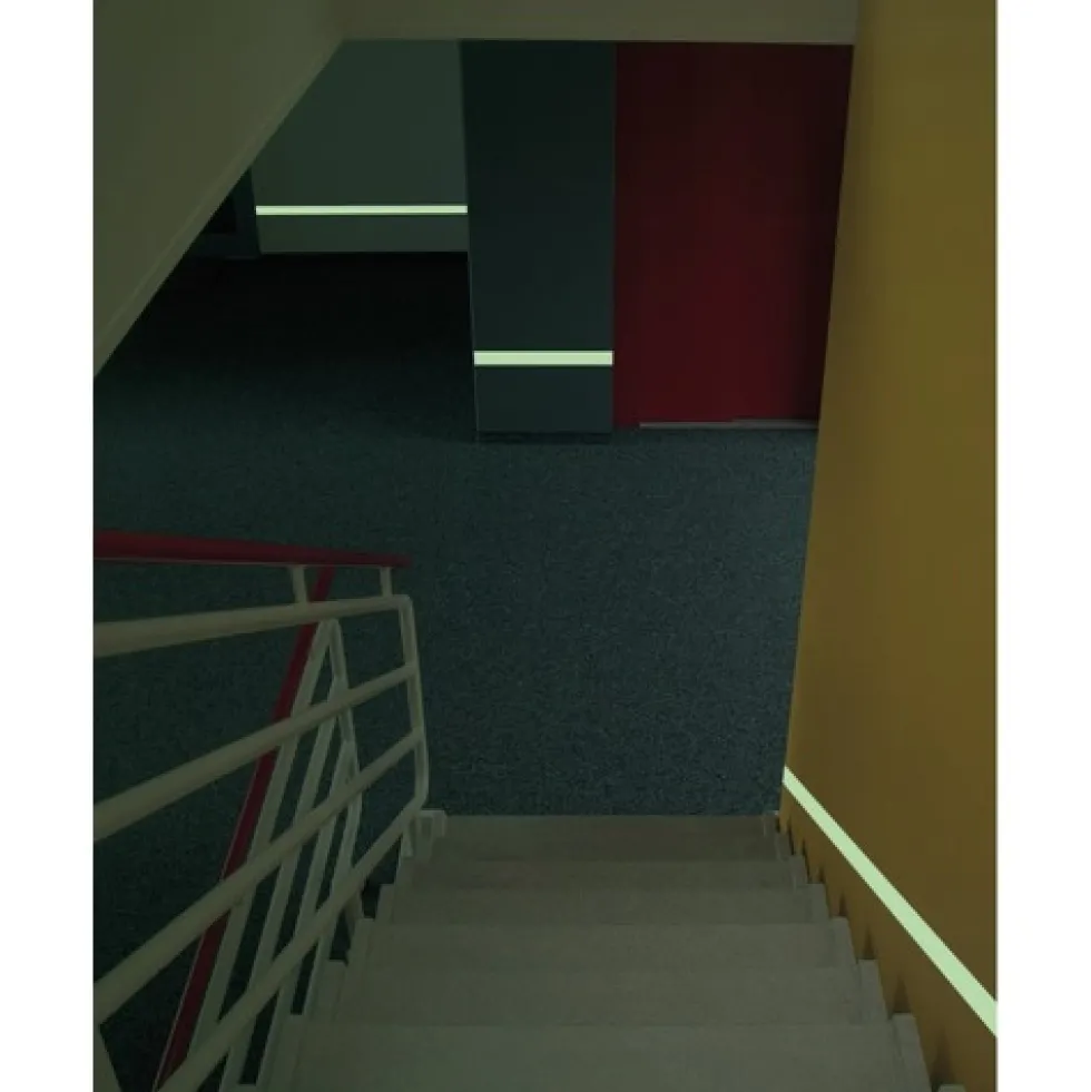 Ruban adhésif - jaune photoluminescent - balisage de sécurité - 10 m WATTELEZ
