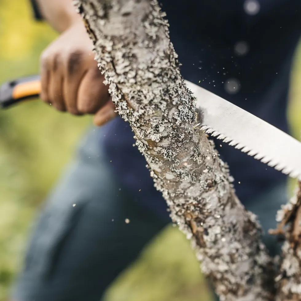 Scie pliable Plus™ SW68 - 15 cm FISKARS