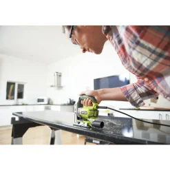 Scie sauteuse pendulaire 680W + 15 lames et coffret - RJS1050-KA15 RYOBI