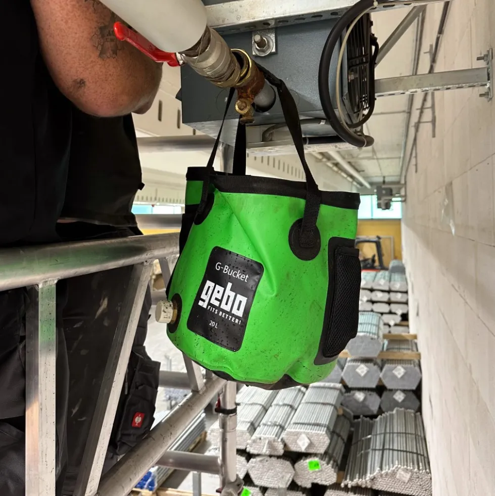 Seau de 20 litres PVC 0,9 mm avec pompe et batterie G-Bucket GEBO