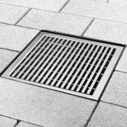 Siphon de sol bas DN110 grille caillebottis inox 250x250mm A15 Europoint ACO
