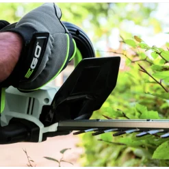 Taille-haies à batterie 56 volts - lame de 61 cm - HT2410E EGO