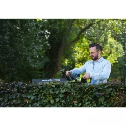 Taille-haies LINEA 18V ONE+™ - lame 55 cm + batterie 4,0 Ah et chargeur RYOBI